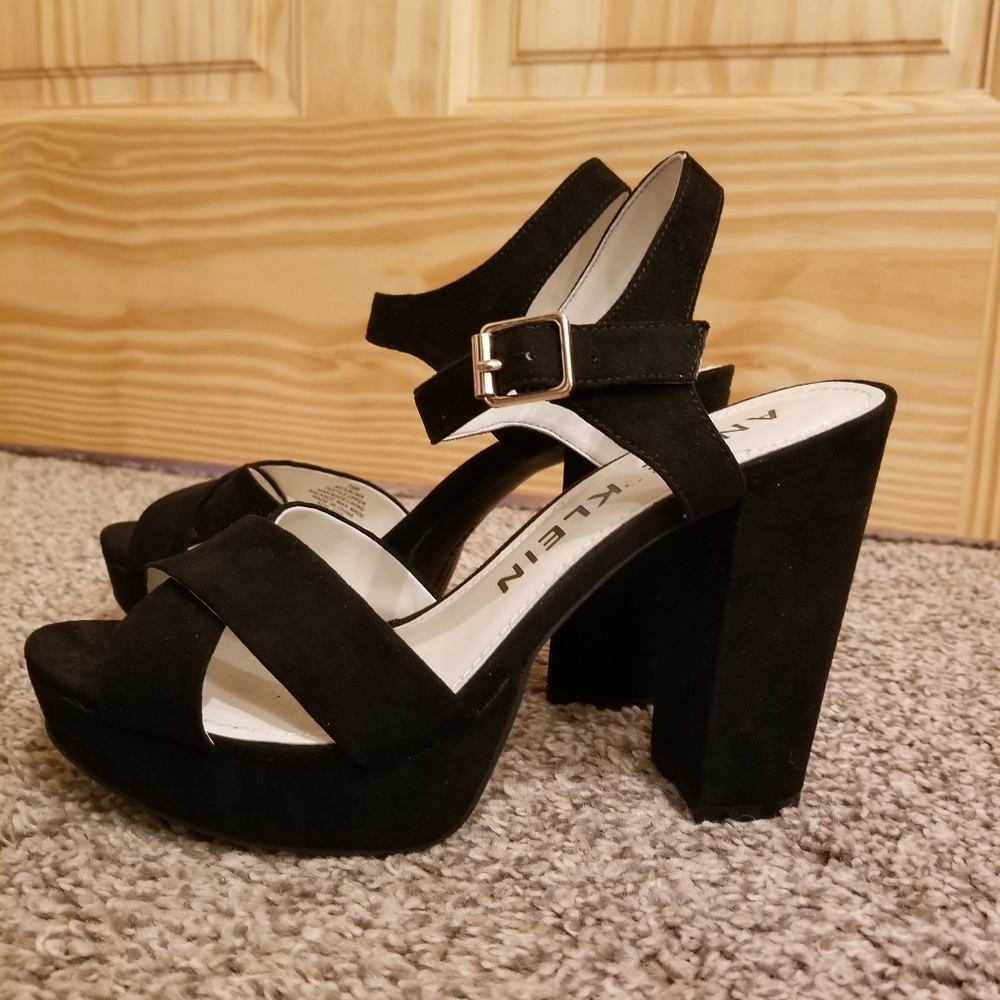 Anne Klein dress shoes